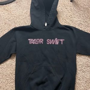 Taylor Swift 1989 Tour Sweatshirt